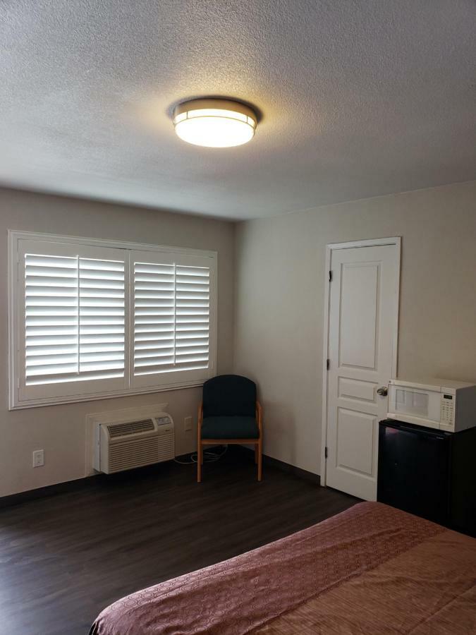 Classic Inn And Suites El Centro Luaran gambar