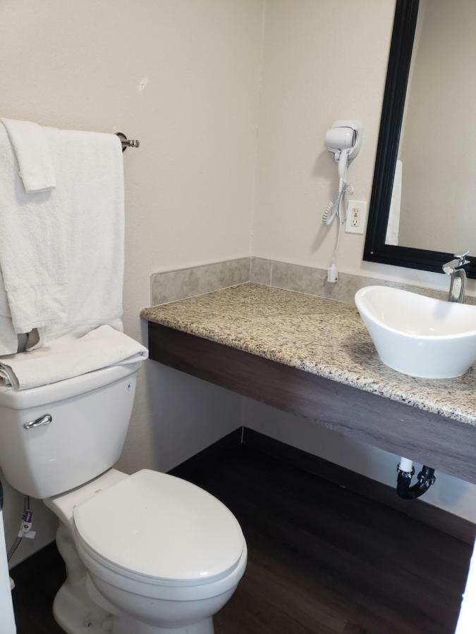 Classic Inn And Suites El Centro Luaran gambar